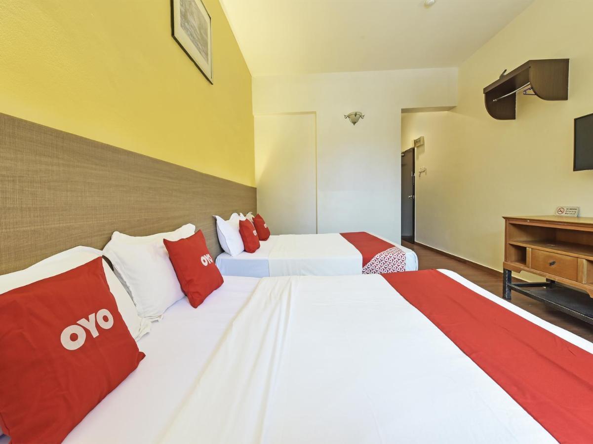 Super Oyo 44036 Hotel De Perdana Hill Batu Pahat Exterior photo