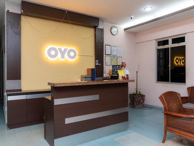 Super Oyo 44036 Hotel De Perdana Hill Batu Pahat Exterior photo